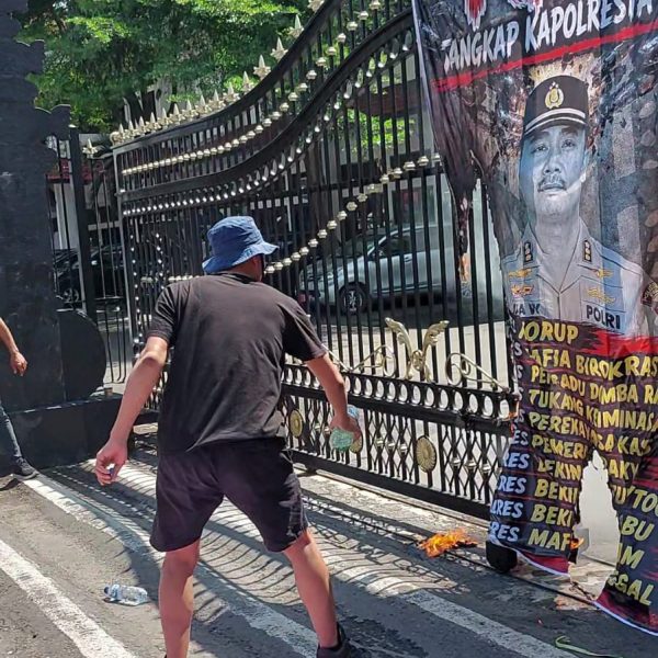 Orasi Aktfis Bumi Lestari di Nodai Dengan Aksi&hellip;